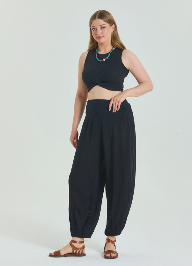 Elastic Waist Relaxed Cut Black Plus Size Trousers 4627
